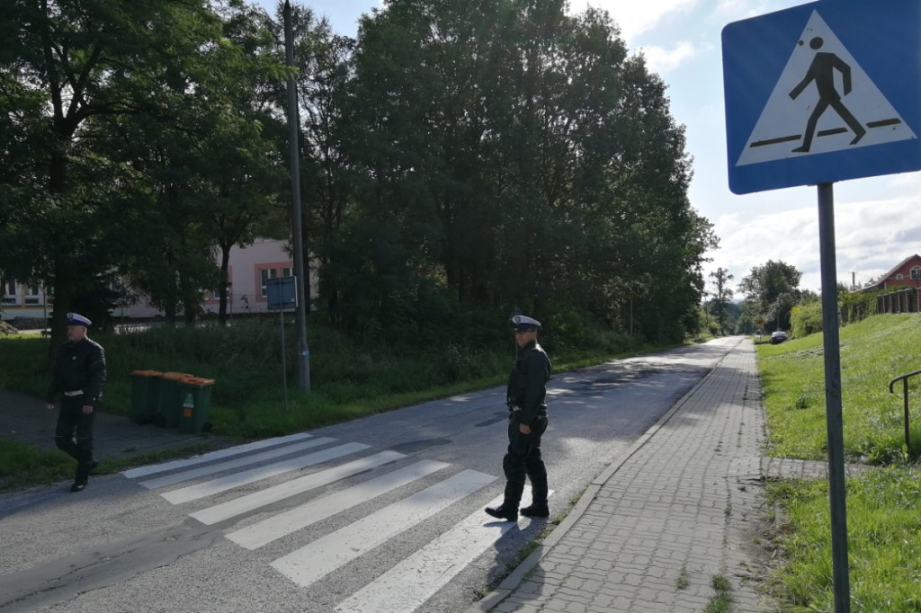 Rok szkolny tuż tuż. Policja sprawdza drogi