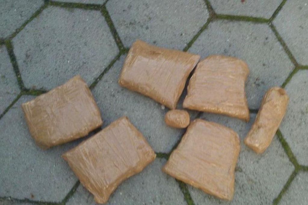 Przemycił 2,5 kg marihuany