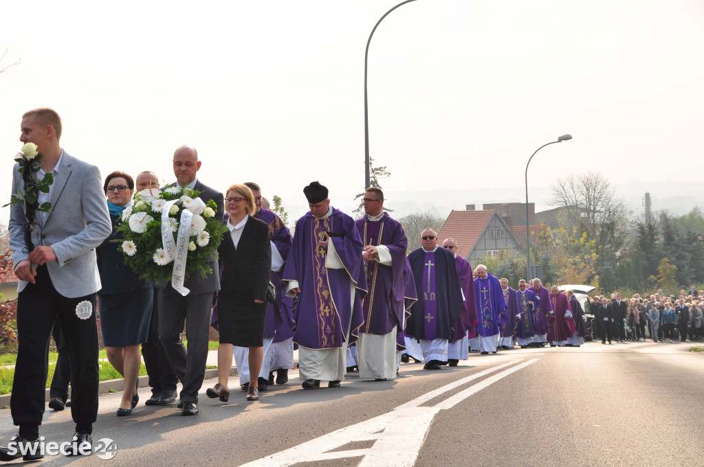 Pogrzeb ks. Kubiaka - proboszcza z Marianek