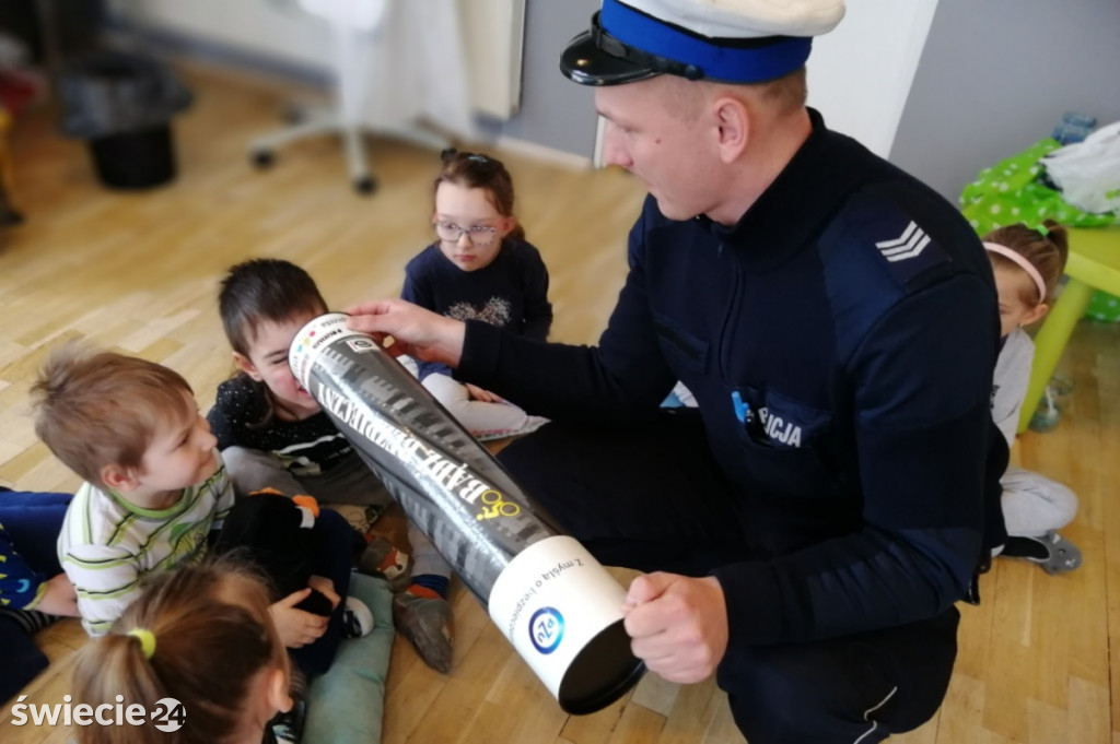 Bezpieczne ferie ze świecką