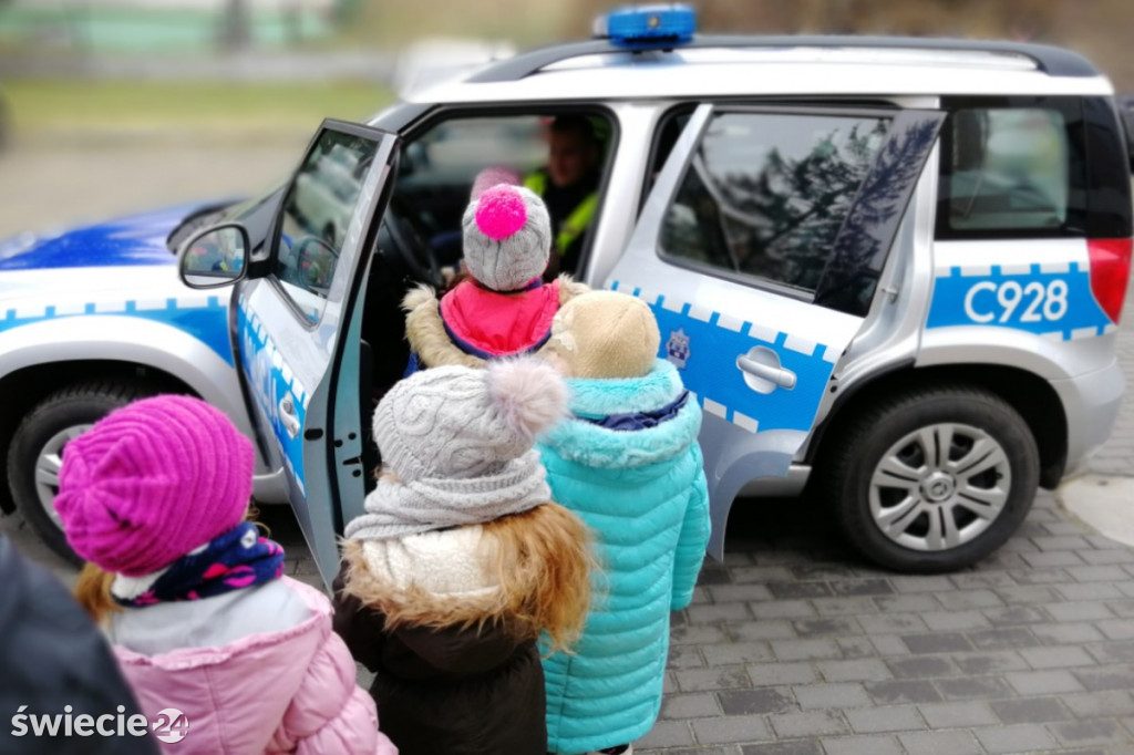 Bezpieczne ferie ze świecką