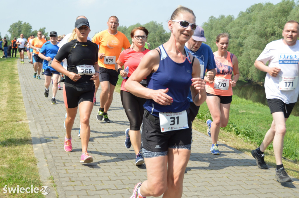 830 biegaczy stanęło na starcie!