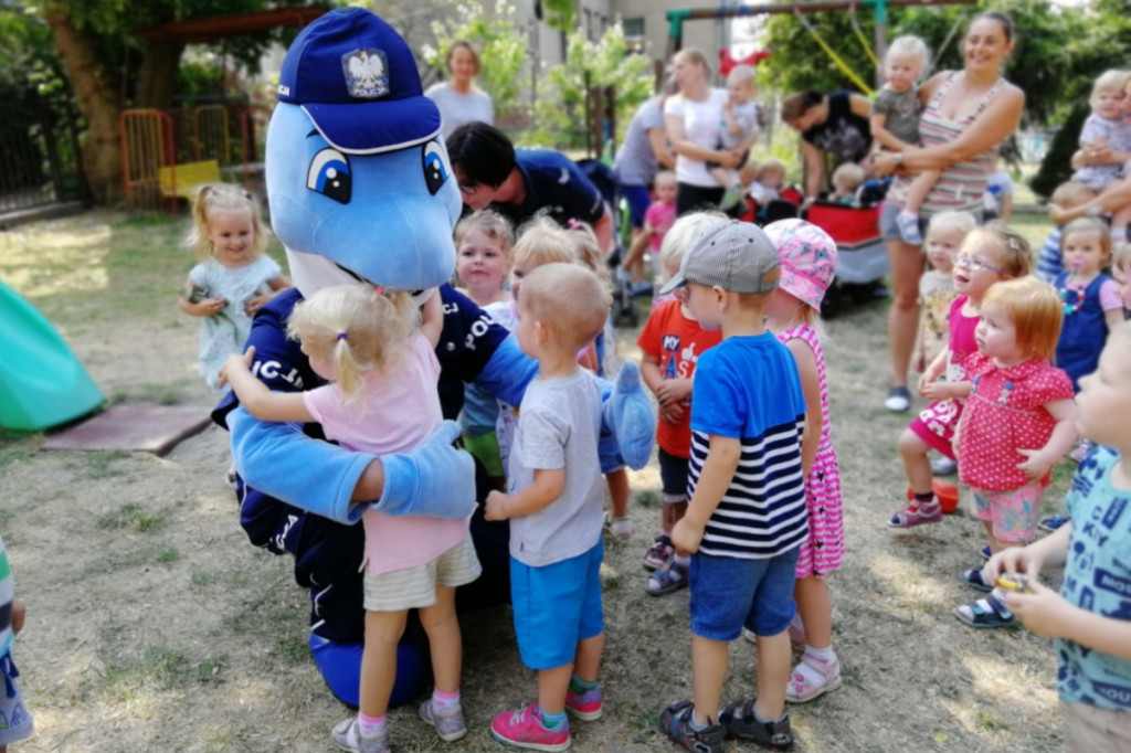 Policjanci wybrali się do żłobka