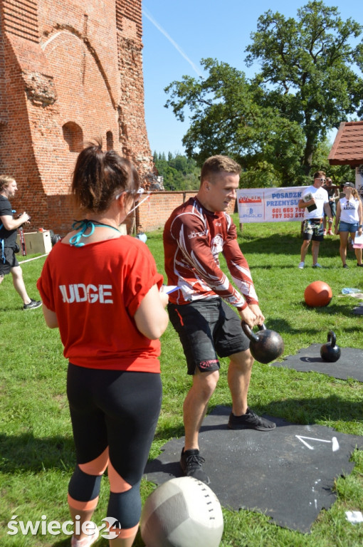 Zamek pełen herosów