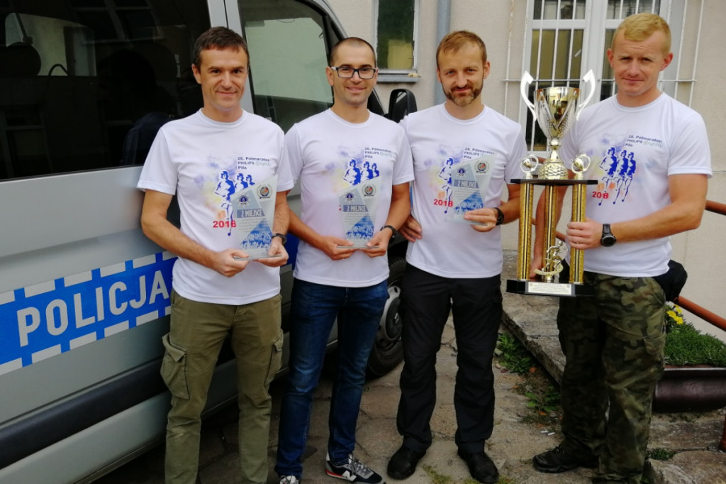 Policjanci ze Świecia na podium