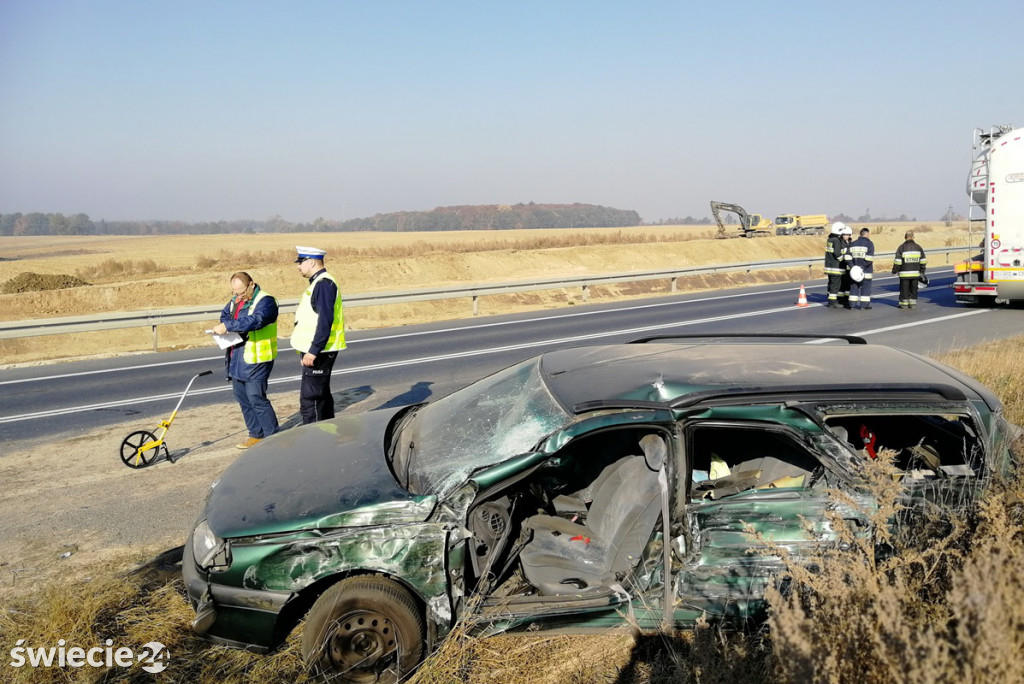 Groźny wypadek z udziałem autobusu