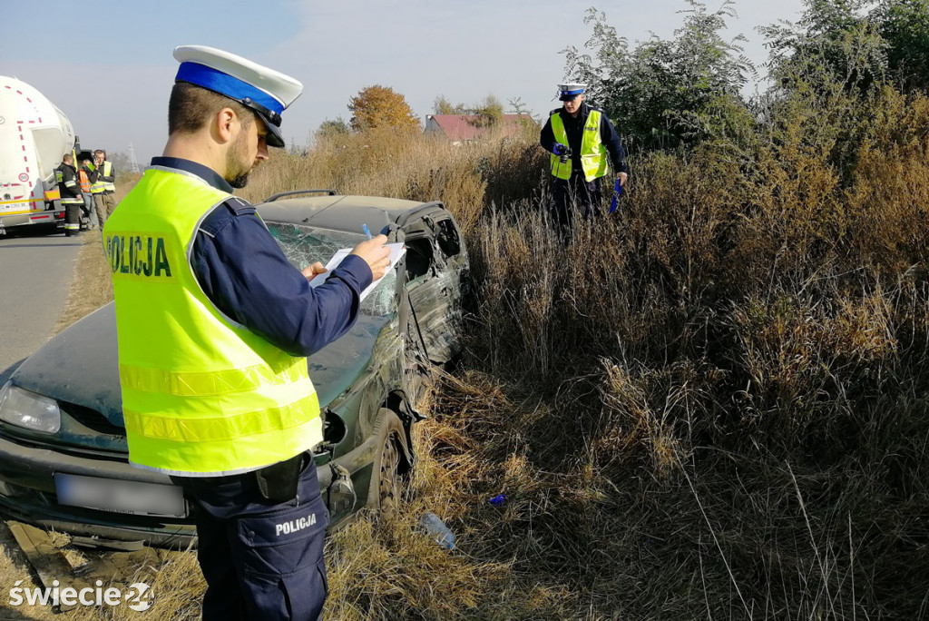 Groźny wypadek z udziałem autobusu