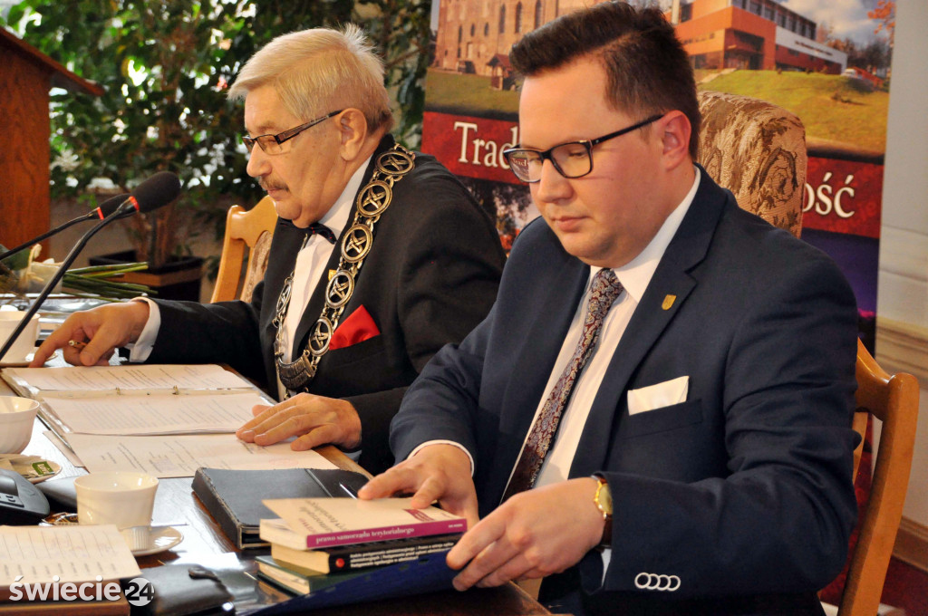 Nowy burmistrz zaprzysiężony