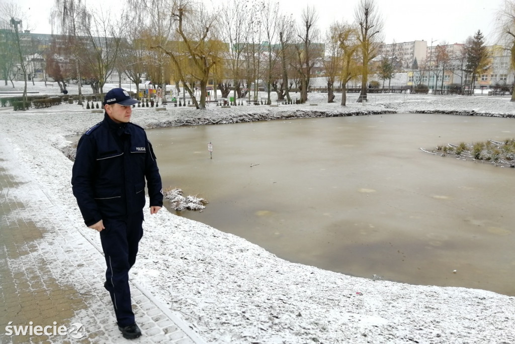 Uważaj by nie załamał się pod tobą lód