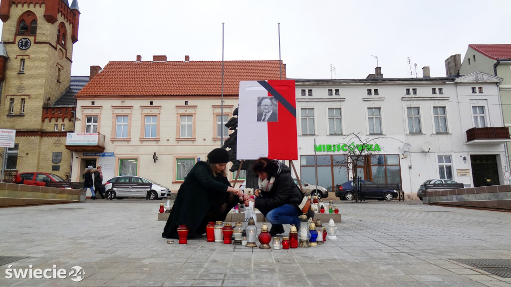 Świecianie upamiętnili Adamowicza