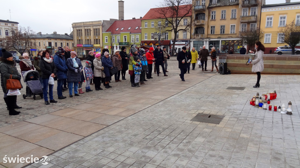 Świecianie upamiętnili Adamowicza