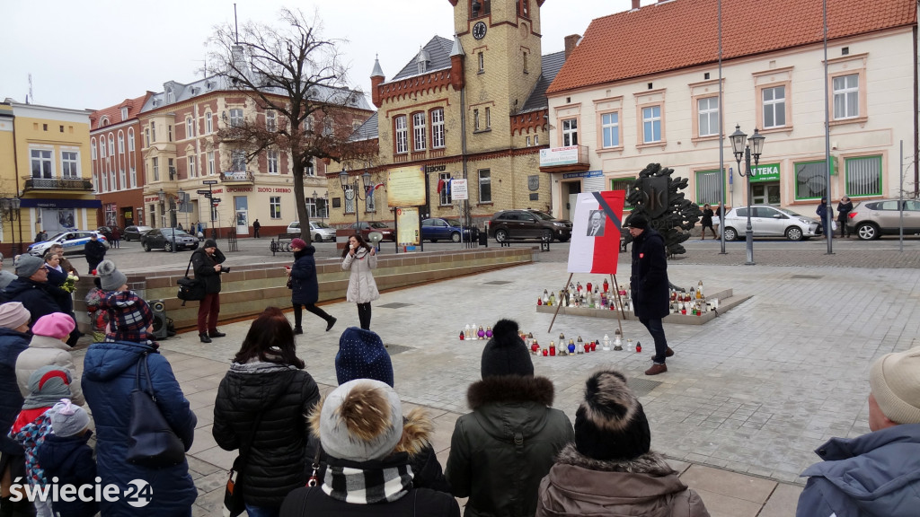 Świecianie upamiętnili Adamowicza
