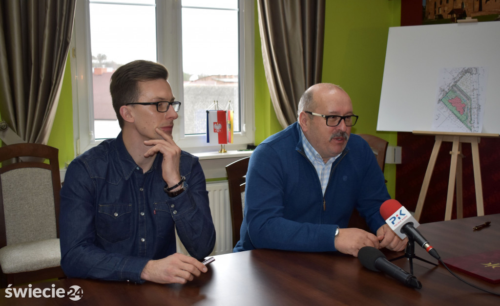 Podpisanie umowy na budowę żłobka