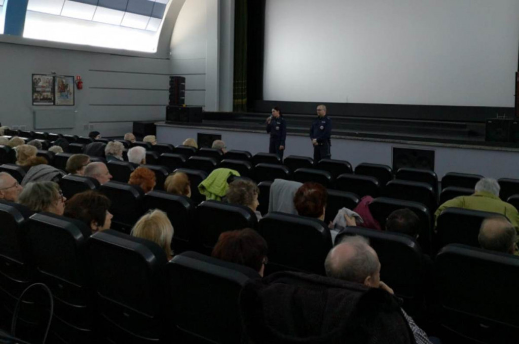Seniorzy już nie dadza się oszukać