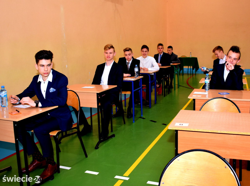 Gimnazjaliści przystąpili do egzaminu