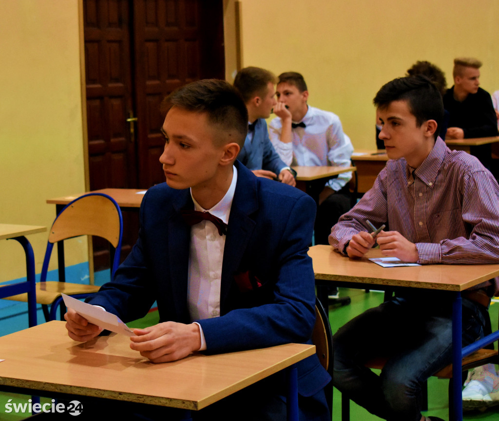 Gimnazjaliści przystąpili do egzaminu