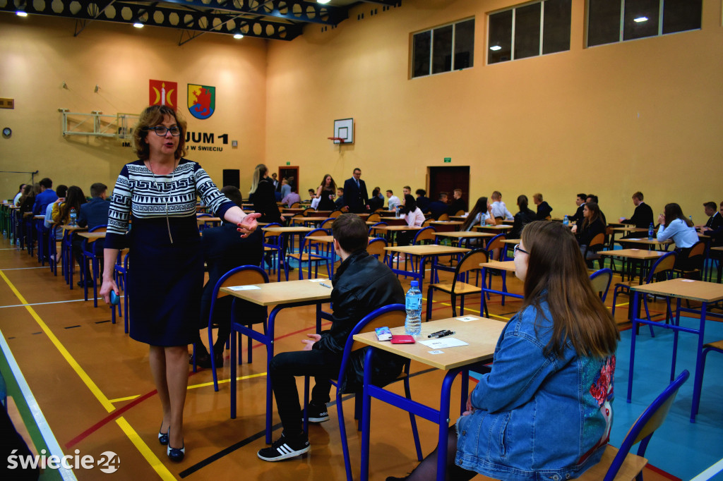 Gimnazjaliści przystąpili do egzaminu
