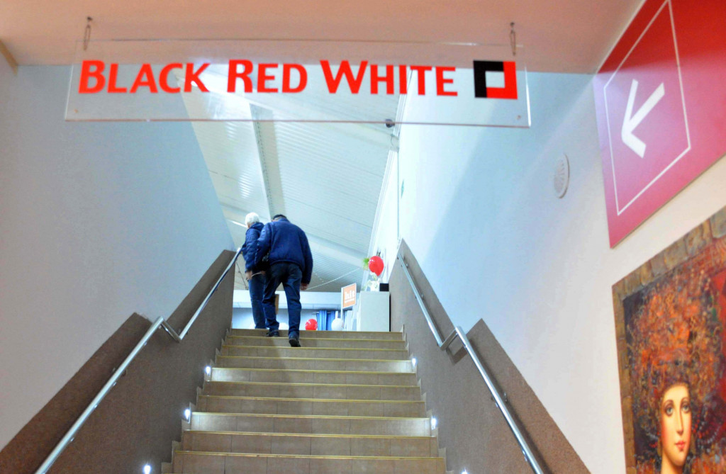 Salon Black Red White w nowej odsłonie