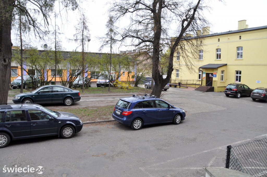 Zmodernizują teren przy szpitalu