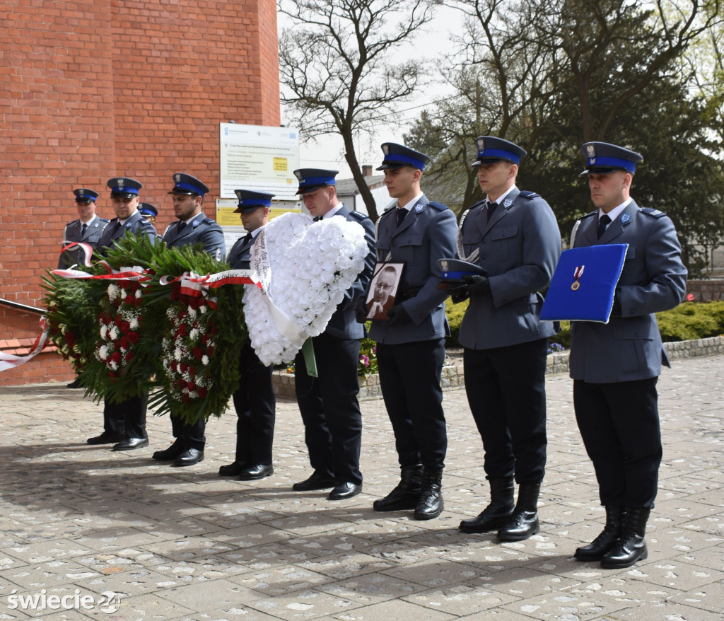 Z honorami pochowano policjanta