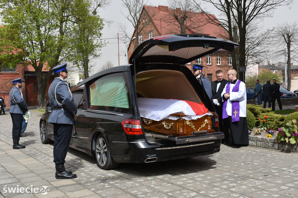 Z honorami pochowano policjanta