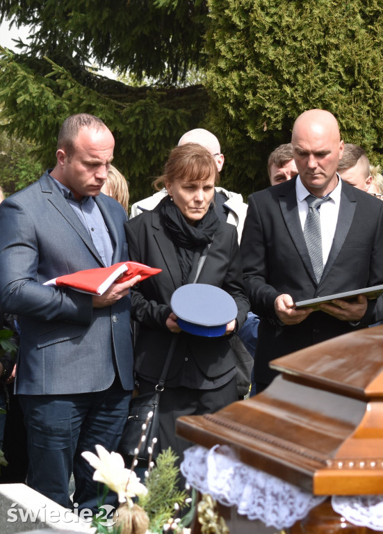 Z honorami pochowano policjanta
