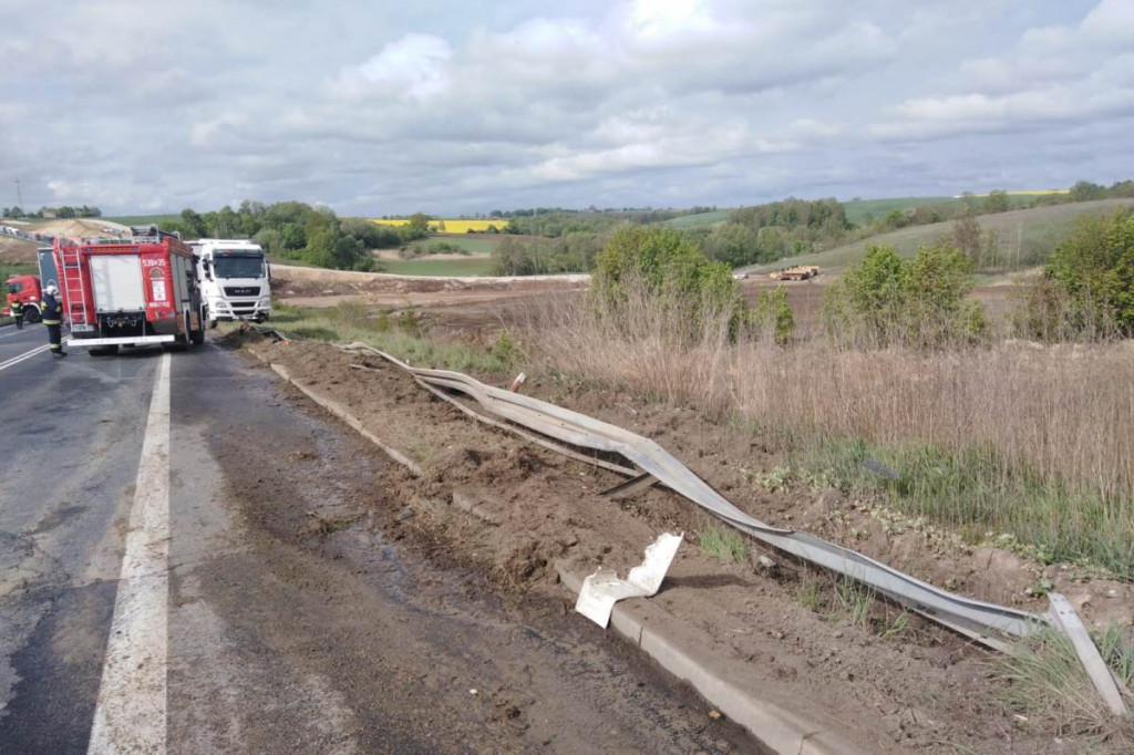 Wypadek ciężarówki w Grucznie