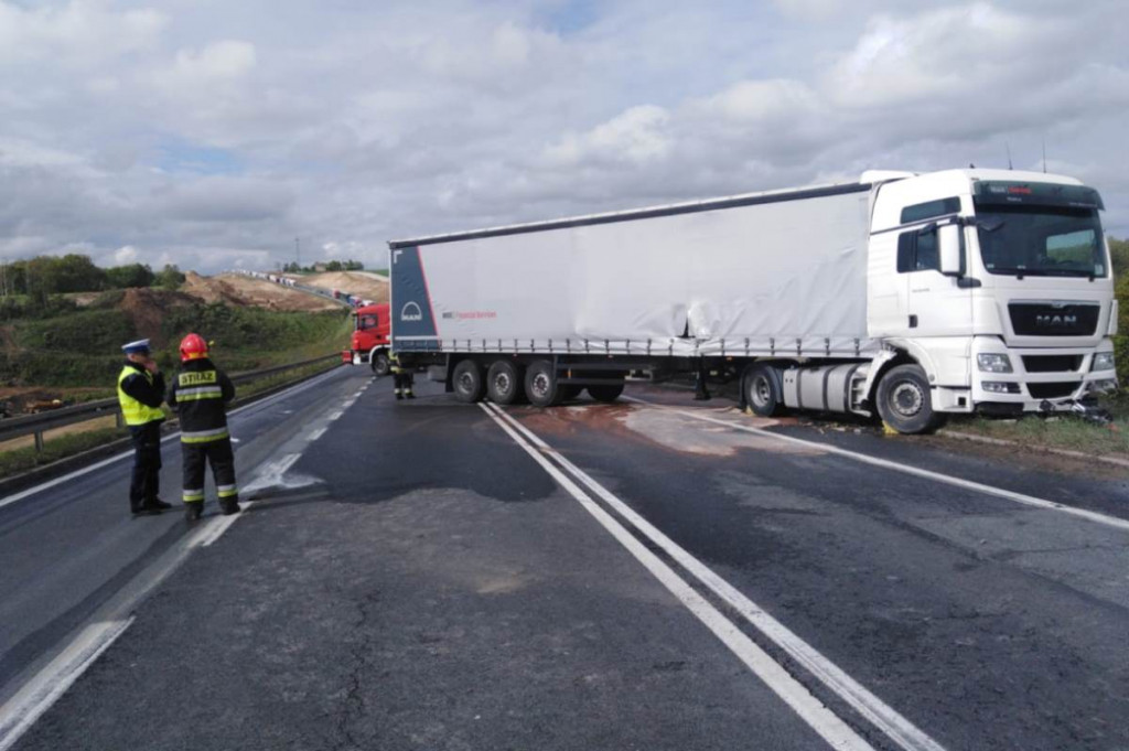 Wypadek ciężarówki w Grucznie