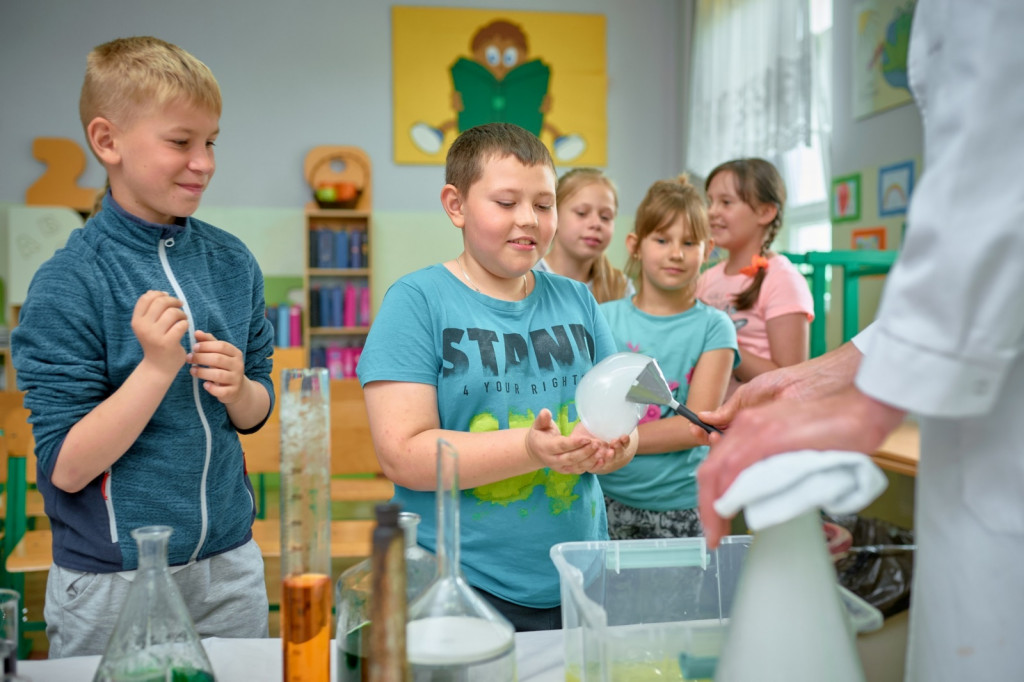 Naukowy piknik w SP 7