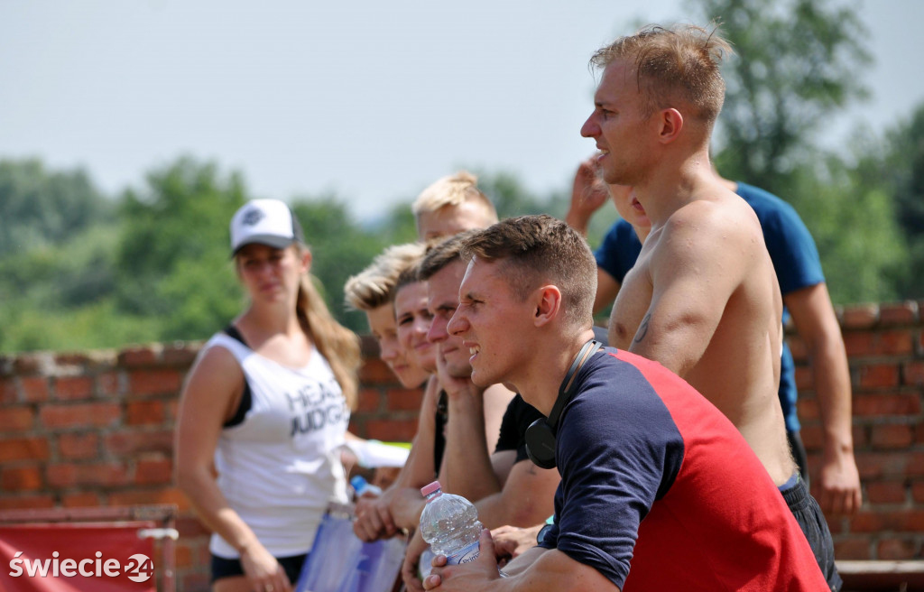 Siłacze i siłaczki rywalizowali pod zamkiem