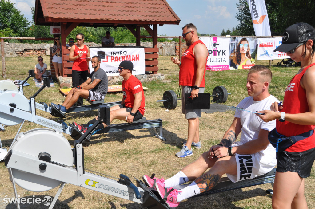 Siłacze i siłaczki rywalizowali pod zamkiem