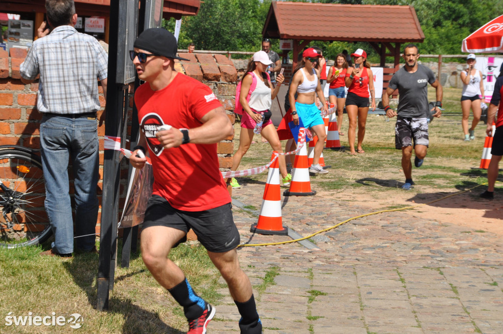 Siłacze i siłaczki rywalizowali pod zamkiem