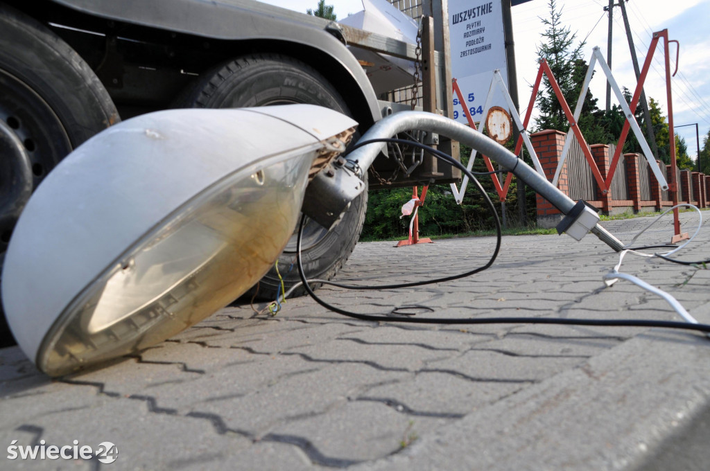 Nowe lampy na Wojska Polskiego