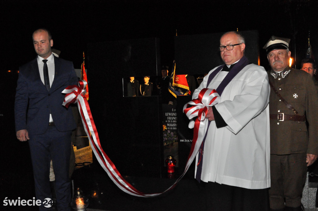 Odsłonięcie pomnika w Przechowie