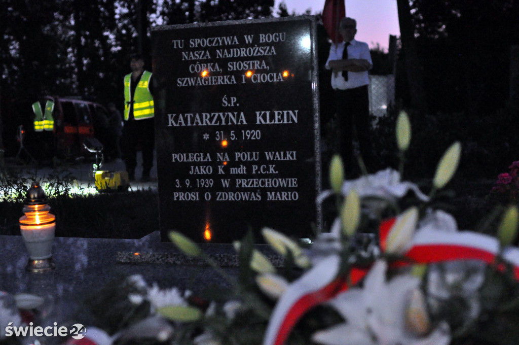 Odsłonięcie pomnika w Przechowie