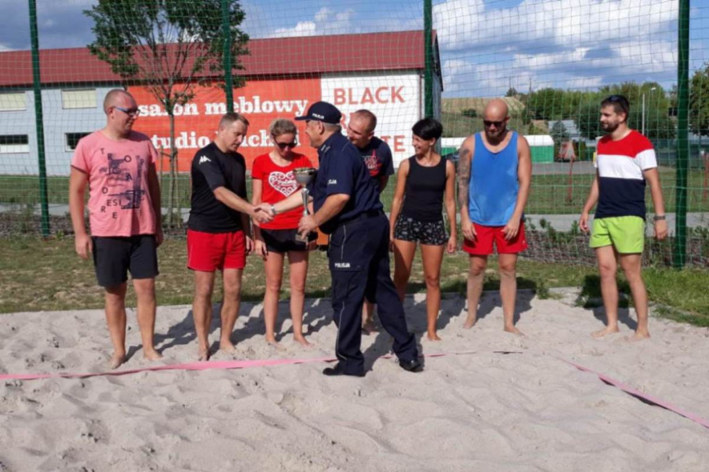 Turniej siatkówki policjantów