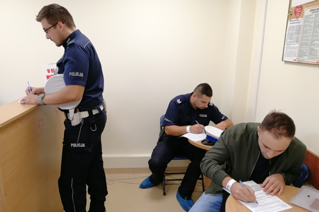 Policjanci oddali krew dla chorego kolegi