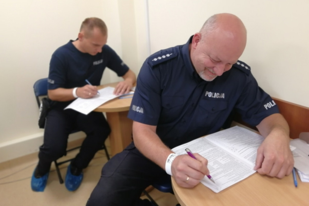 Policjanci oddali krew dla chorego kolegi