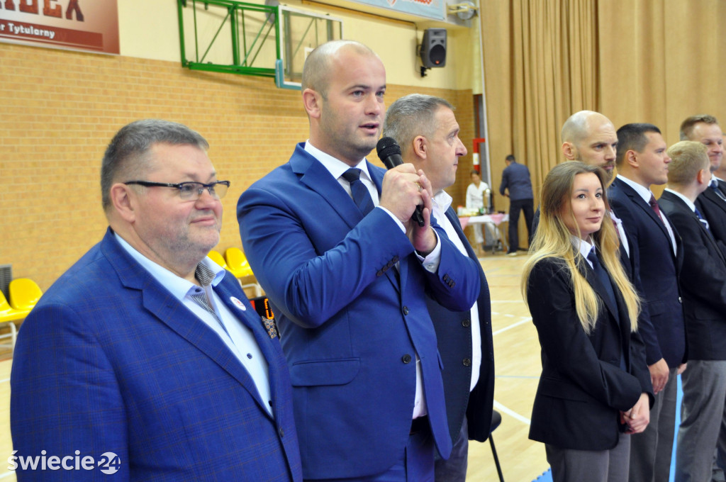 370 karateków walczyło w Świeciu