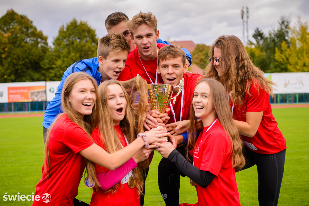 Festiwal sztafet na stadionie Wdy Świecie