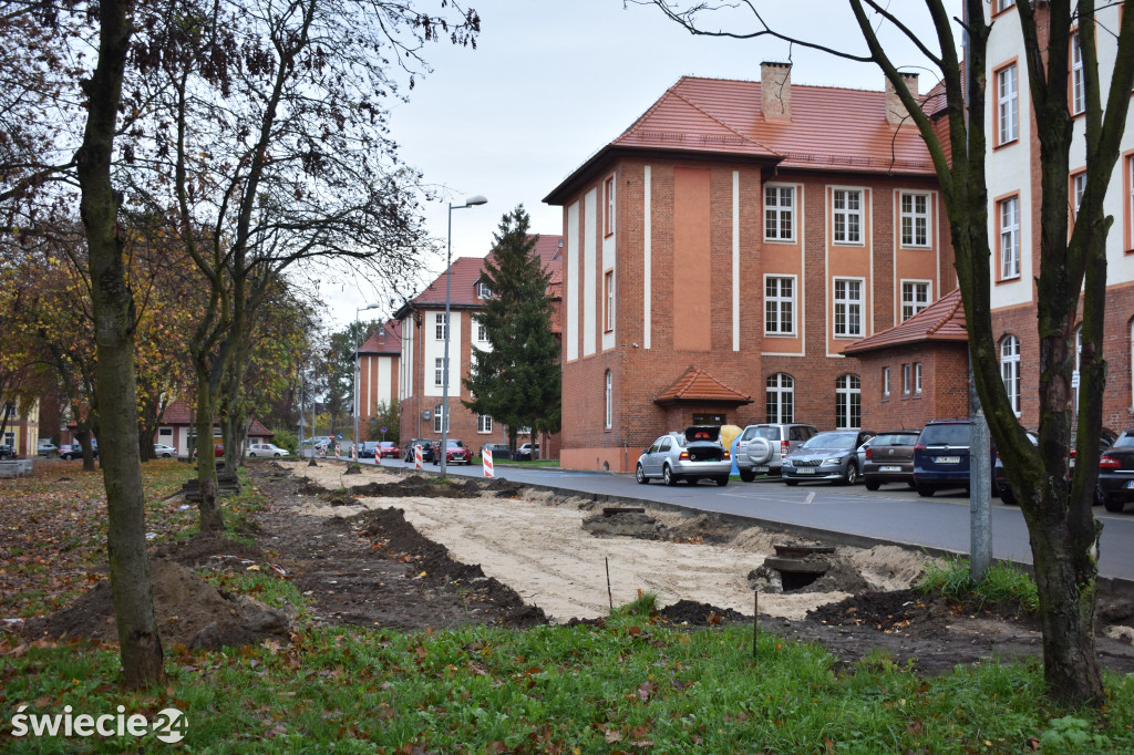 Miasto buduje parking przy ul. Hallera