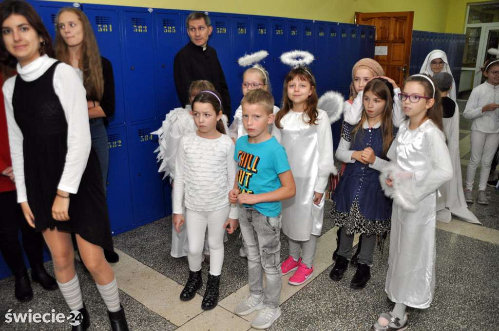 Bal świętych na Mariankach