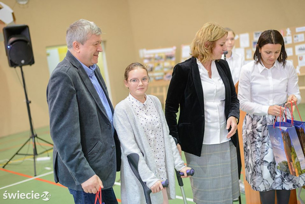 Otwarcie boisk przy SP 5 w Świeciu