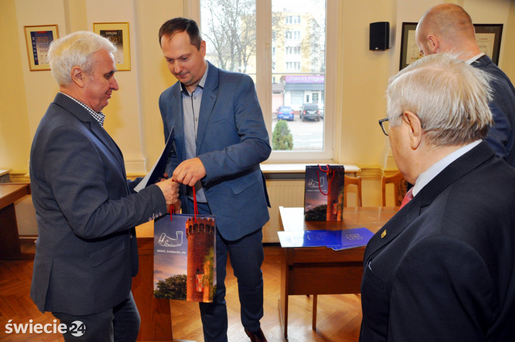 Drugie posiedzenie rady gospodarczej