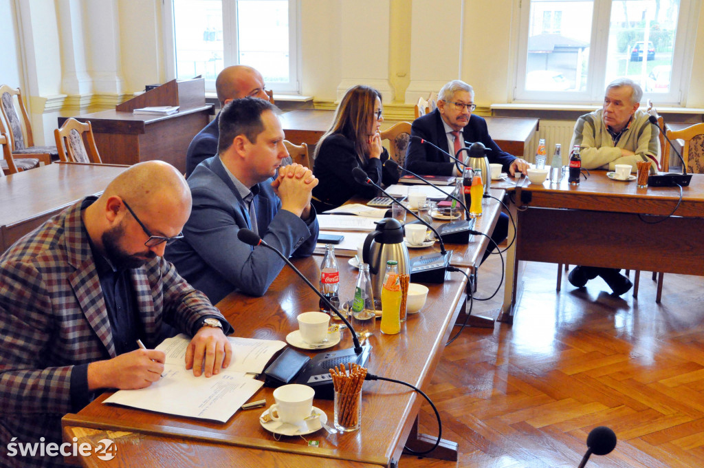 Drugie posiedzenie rady gospodarczej