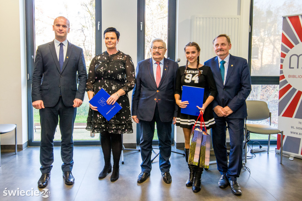 Wolontariusze nagrodzeni przez burmistrza