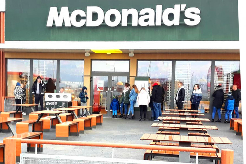 Otwarcie McDonald's w Świeciu
