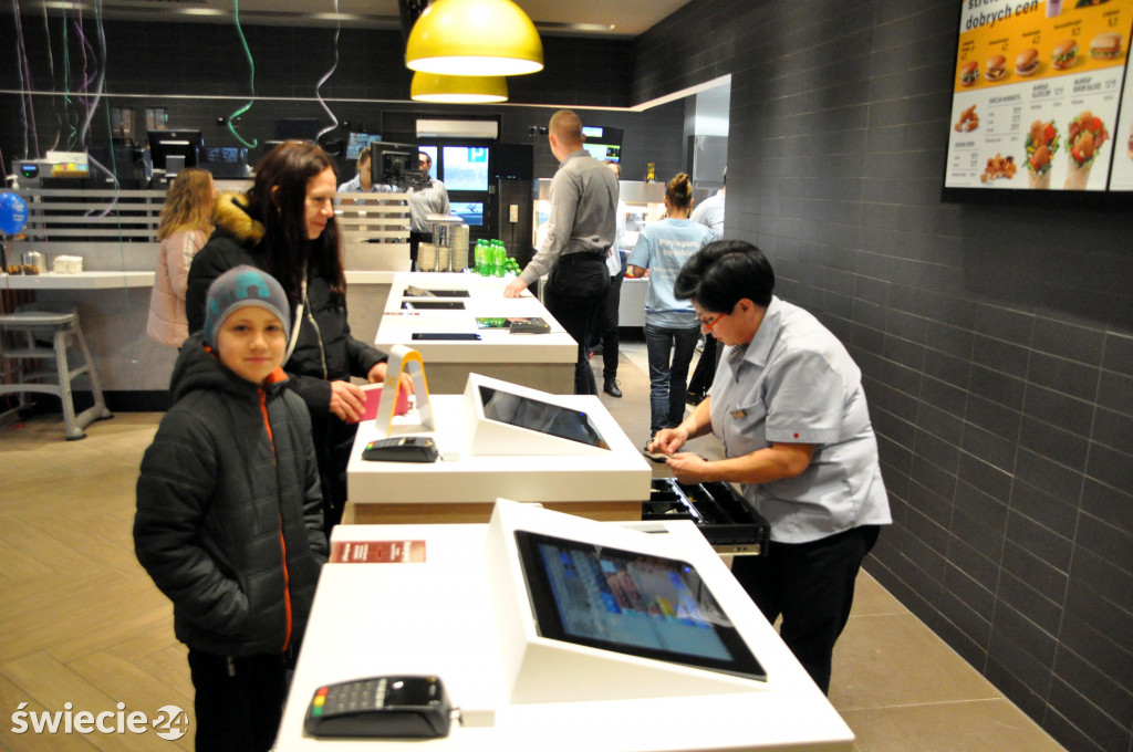Otwarcie McDonald's w Świeciu
