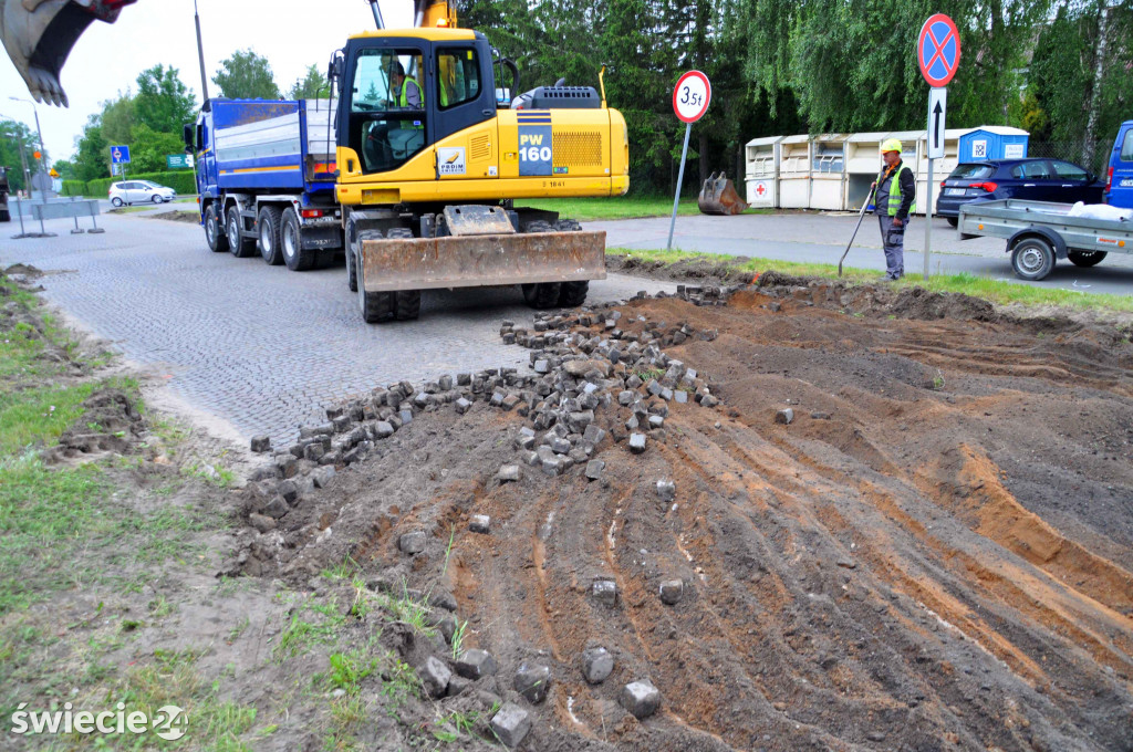 Ruszyła budowa ronda przy szpitalu