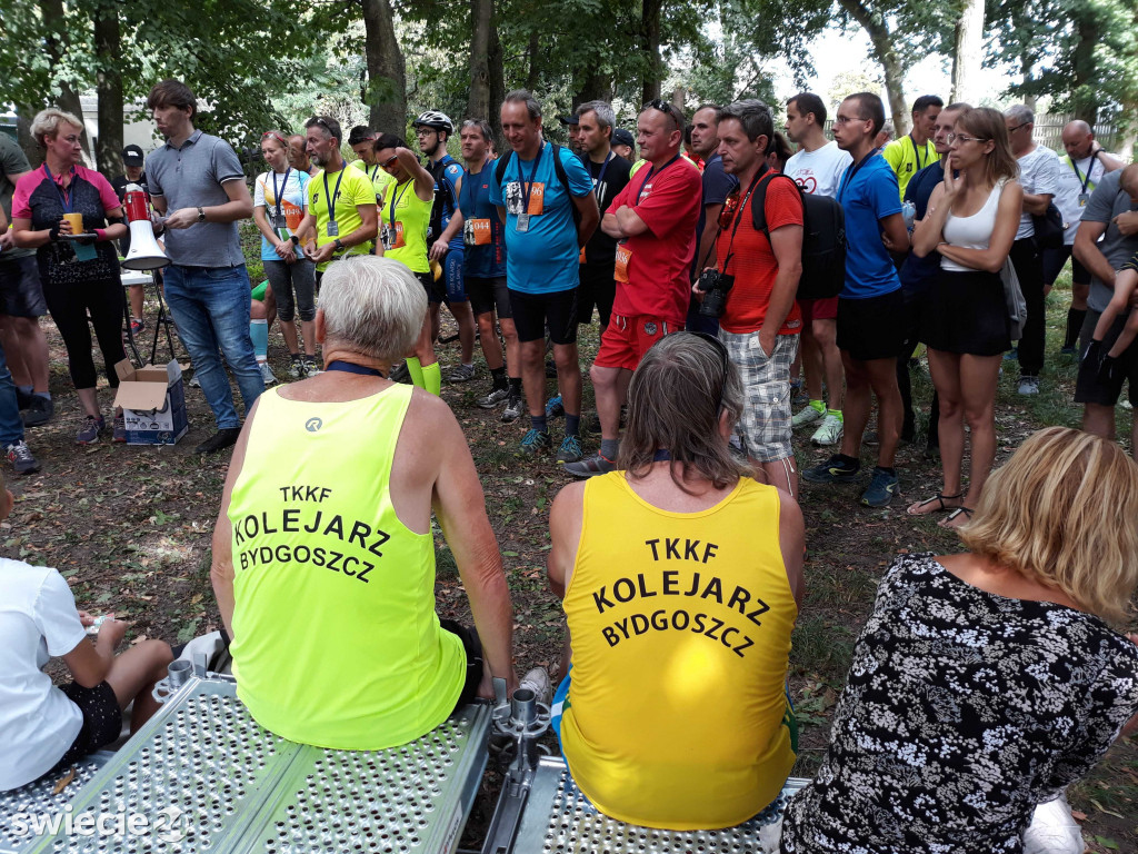 I Diabelski Bieg Terenowy i Marsz Nordic Walking